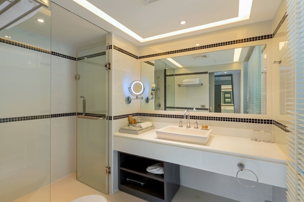Deluxe Room - Photo 3