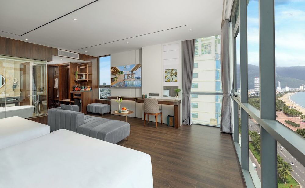 Executive Double Room, 2 Queen Beds, Ocean View