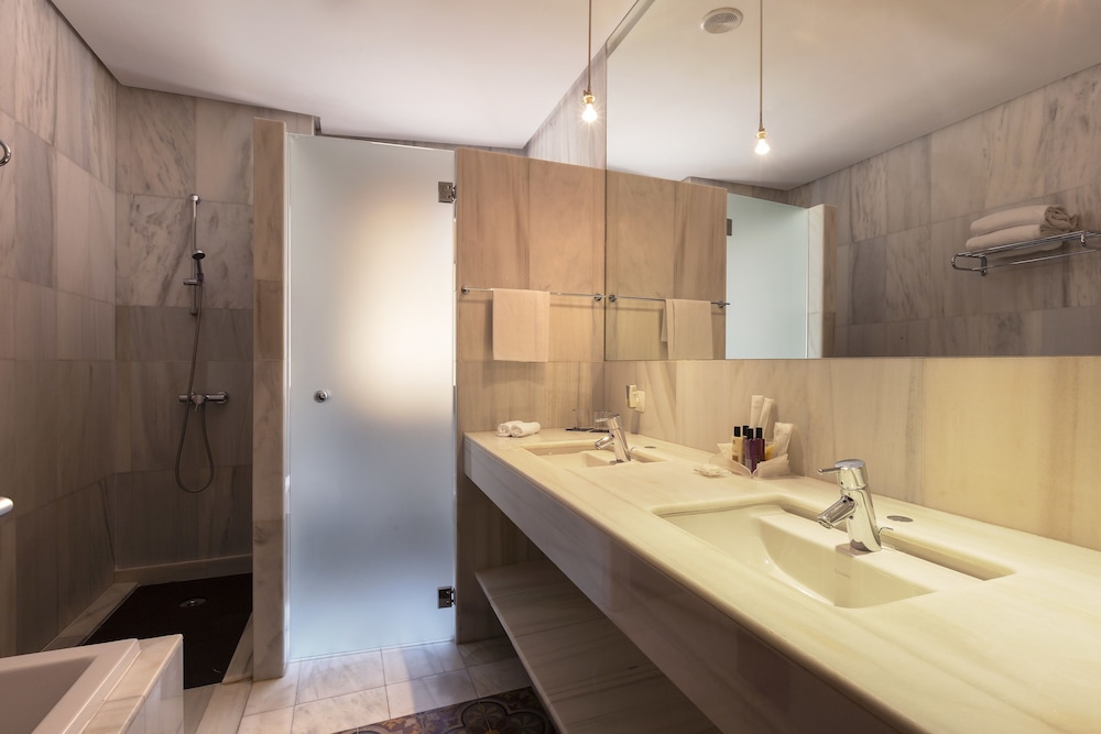 Suite Estudio Junior (Acceso al Spa) photo