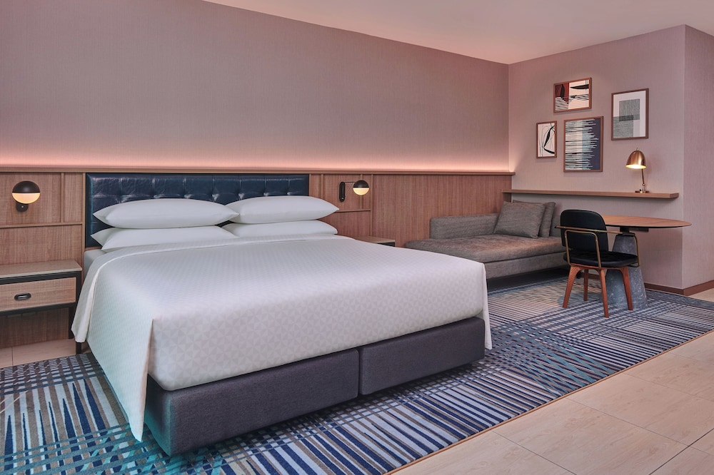 Premium Twin Room, 2 Twin Beds, Balcony - Photo 4