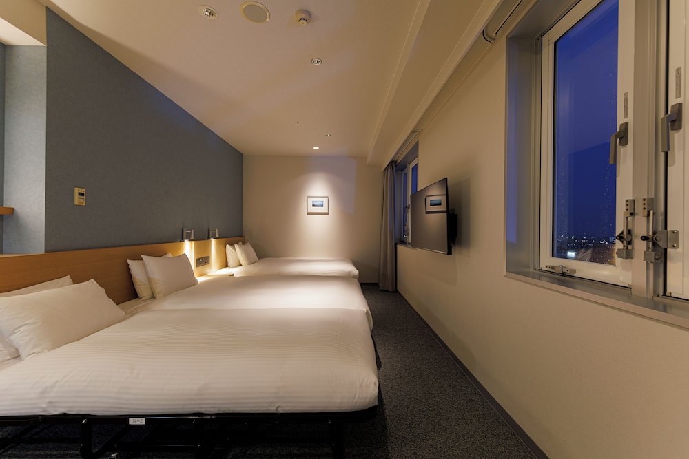 Deluxe Triple Room, Non-Smoking, 3 People - Photo 6
