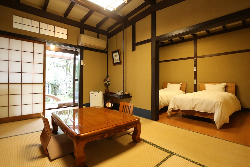 Japanese Room with Open-air Bath, 6 Tatami mats + Twin Beds