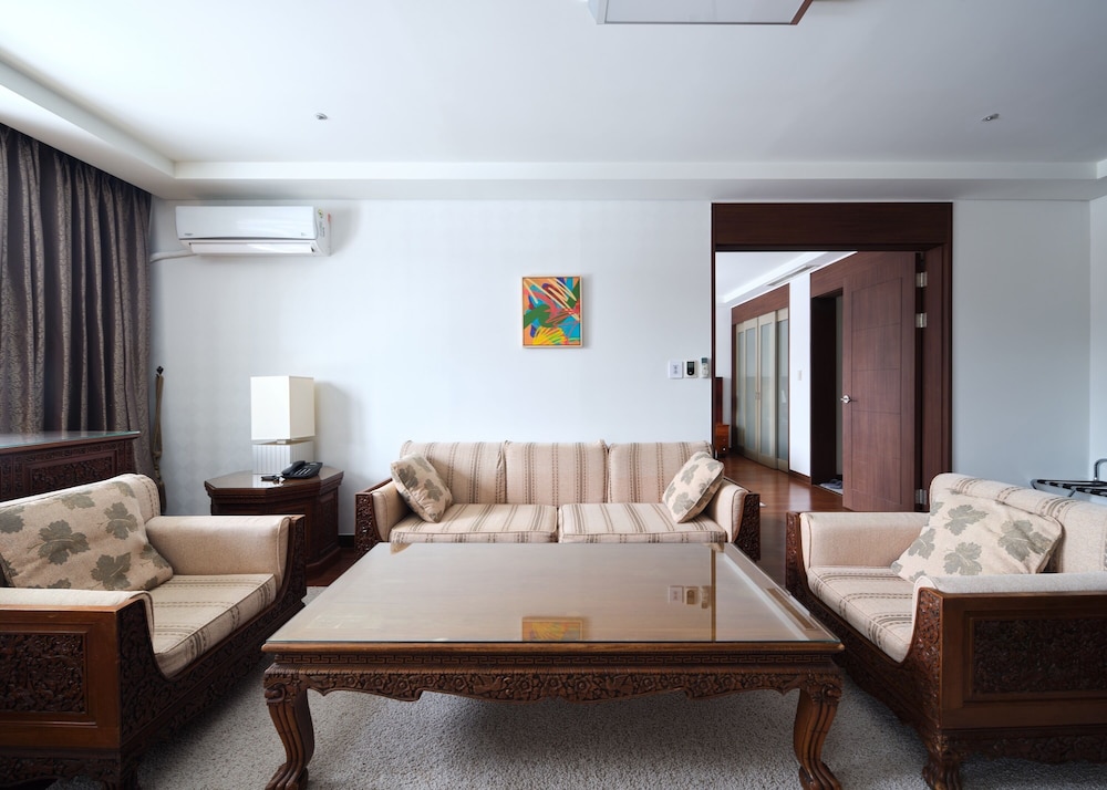 DIVE IN GARDEN SUITE photo 2
