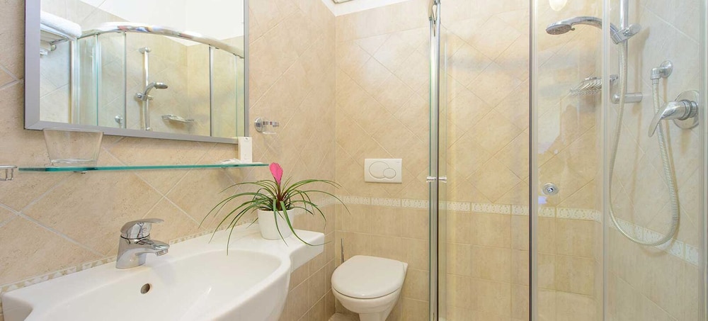 Superior Double Room, Sea View - Photo 4