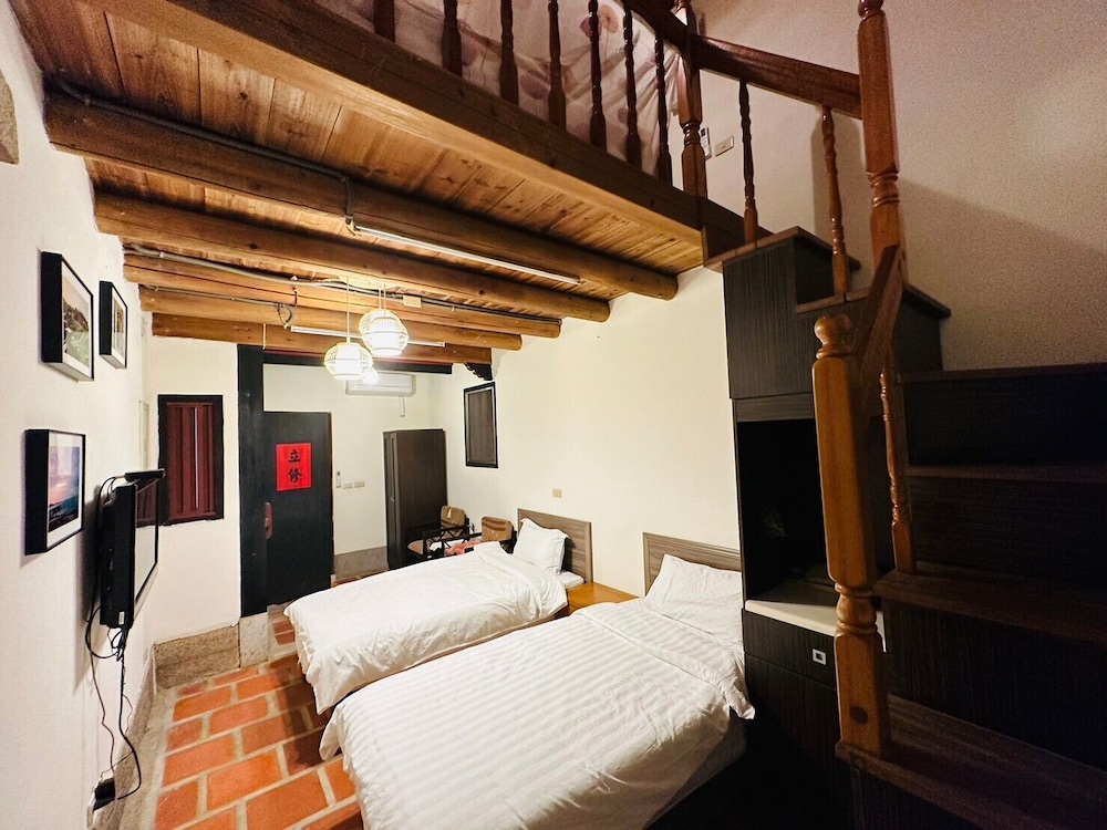 Superior Quadruple Room photo 1