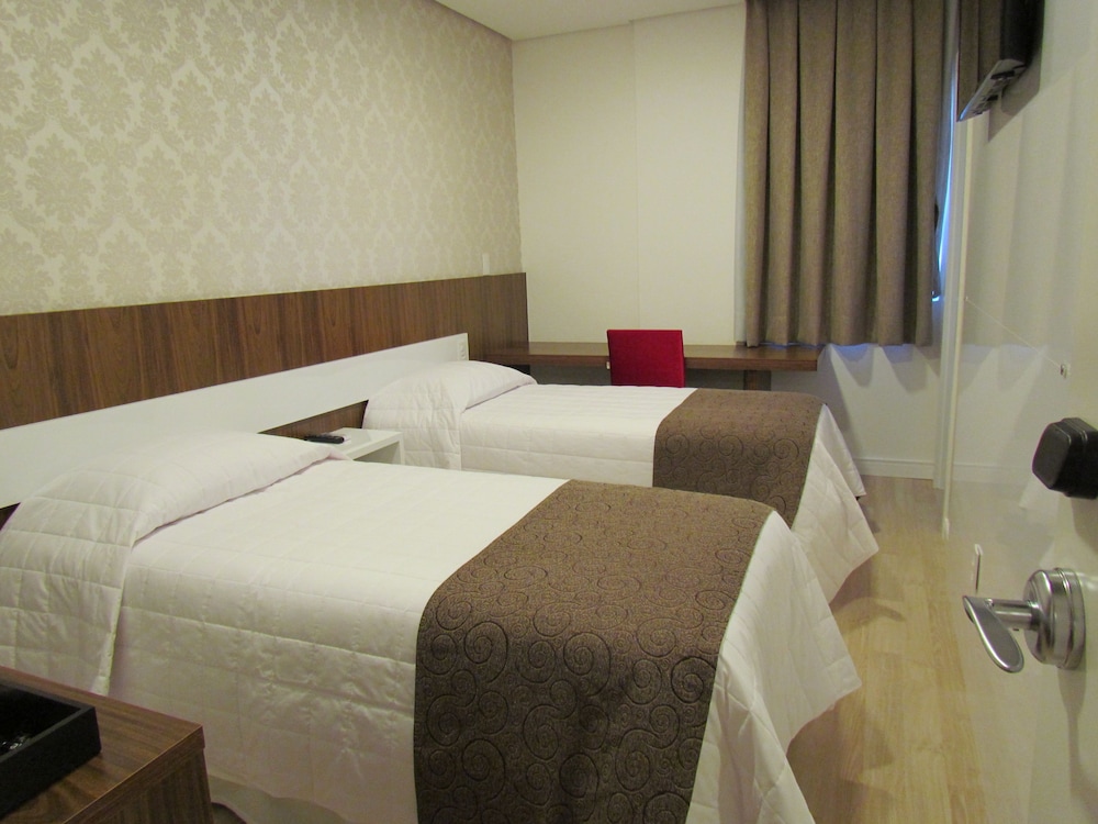 Deluxe Twin Room (APARTAMENTO DUPLO SOLTEIRO)