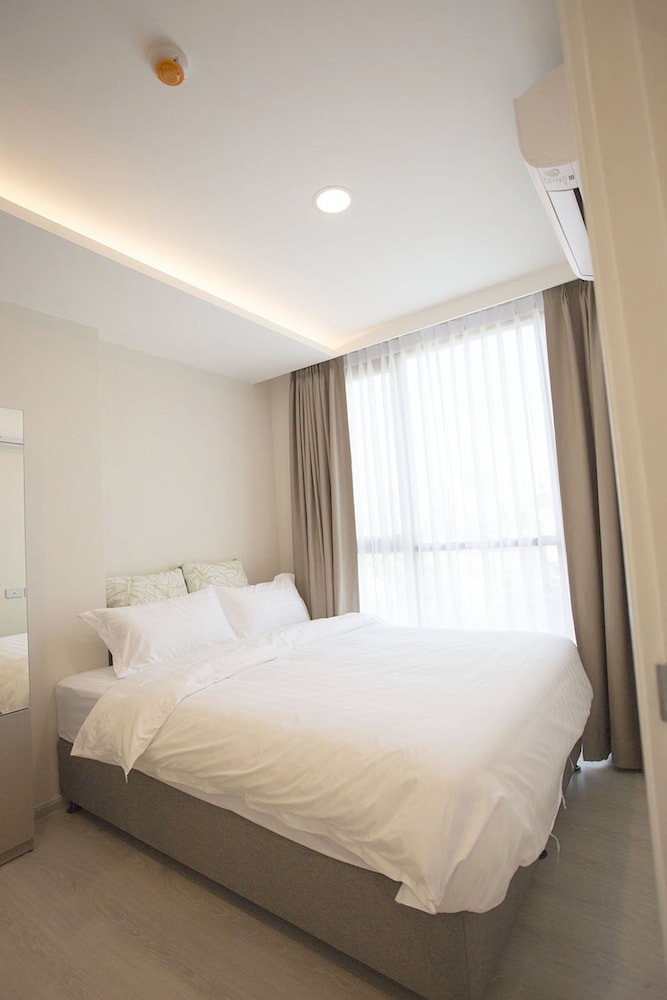 Deluxe Double Room, 1 Bedroom, City View photo 2