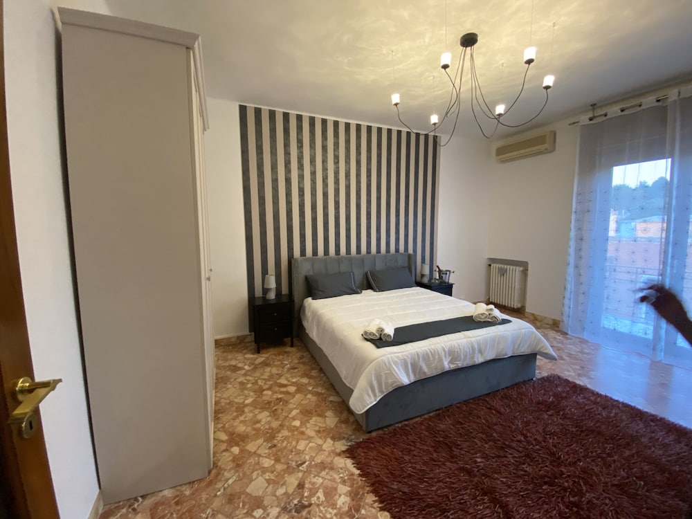 Deluxe Apartment, 2 Bedrooms, City View