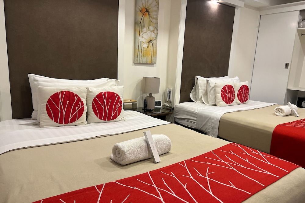 Deluxe Room - Photo 6