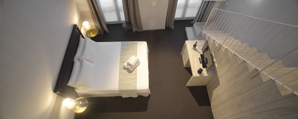 Junior Double or Twin Room - Photo 2