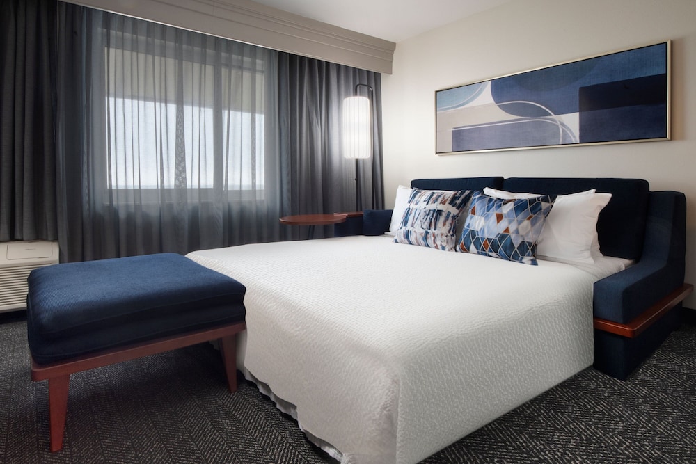 Suite, 2 Queen Beds, Ocean View photo 1