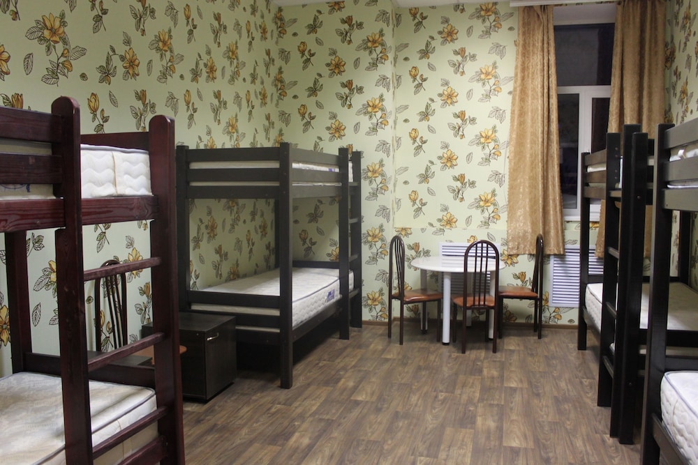 Shared Dormitory, Shared Bathroom