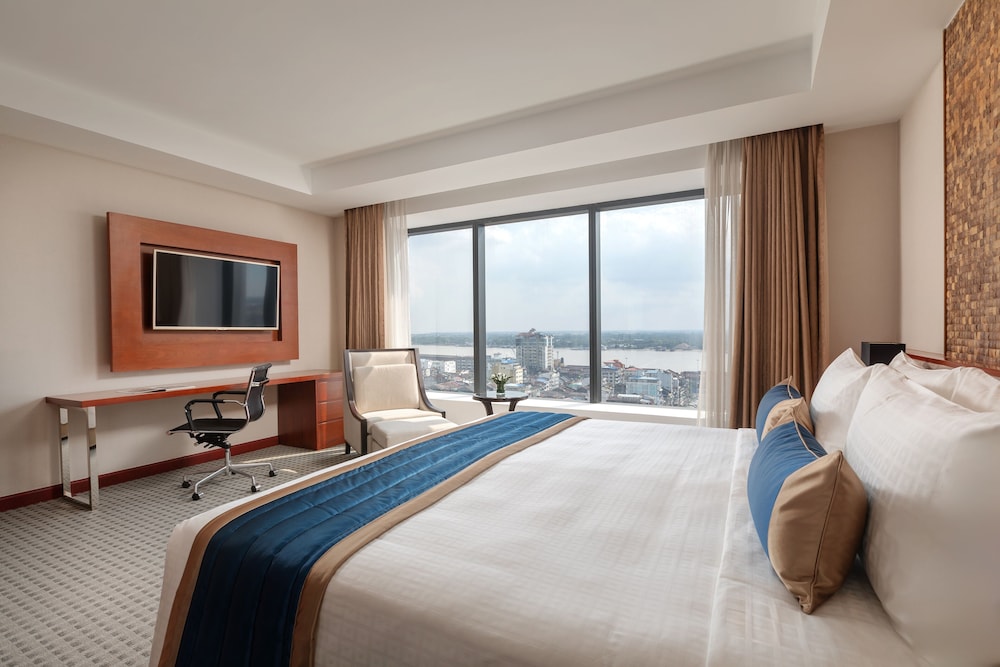 Premier Deluxe Room - Photo 8