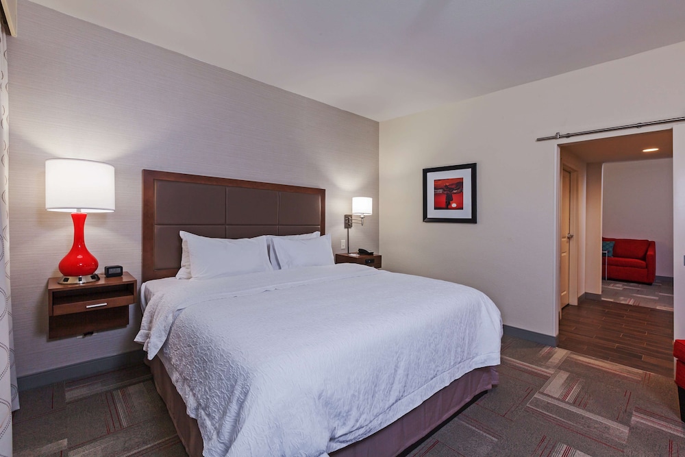 King, Suite, Kitchenette