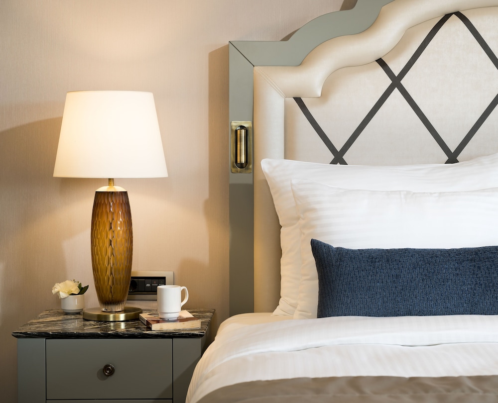 Executive Suite, 1 King Bed photo 3