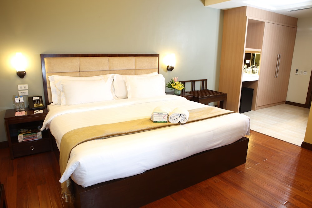 Deluxe Room - Photo 4