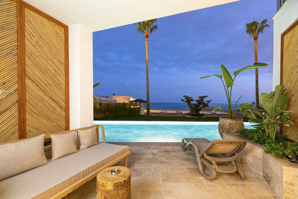 DELUXE SEA VIEW-SWIMUP - Photo 6