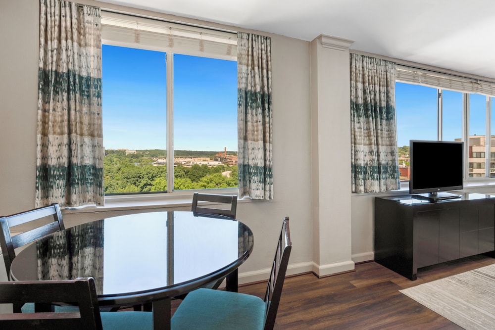 Room, 1 Bedroom (Potomac, King) - Photo 2