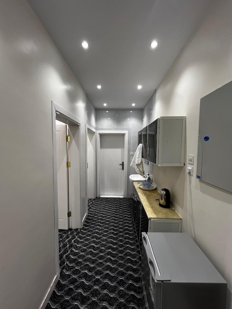 Junior Apartment photo 2