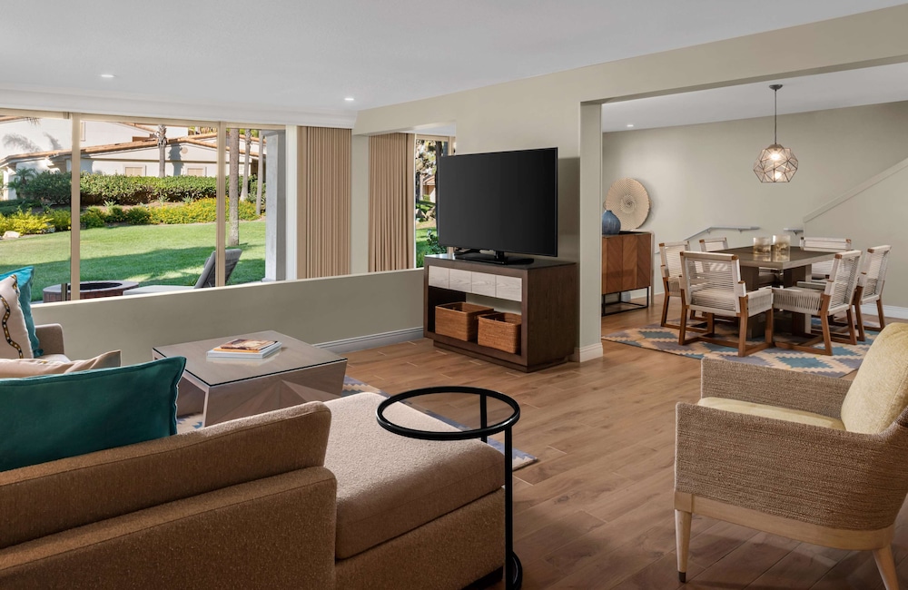 Suite - Photo 2
