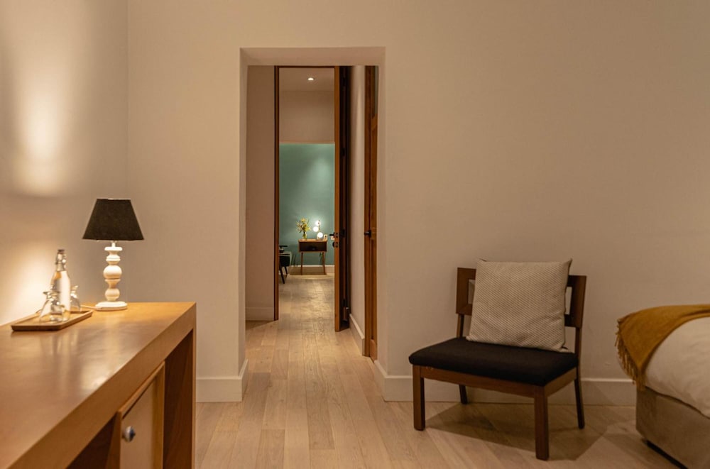Family Room, Kitchenette