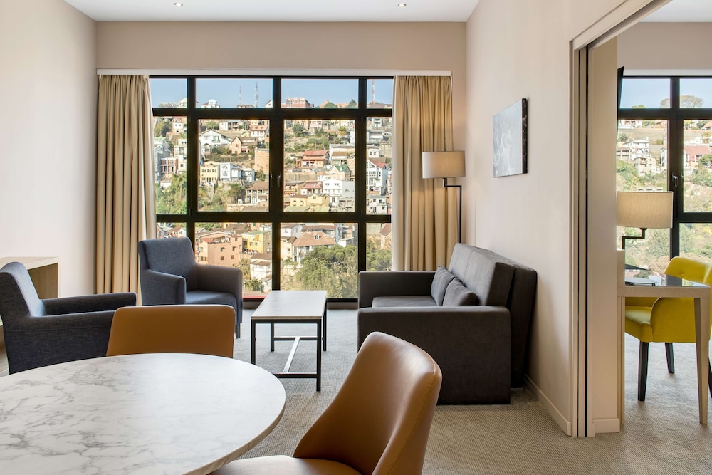 Premium Apartment, 1 Bedroom (Hill View)