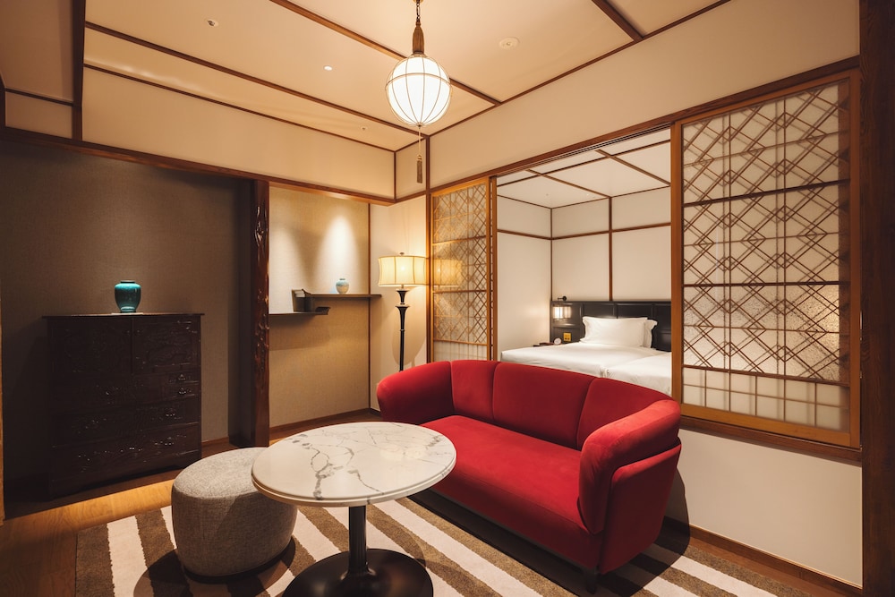 Premier Twin Room