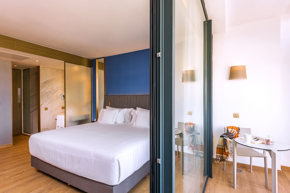 Deluxe Room, Sea View