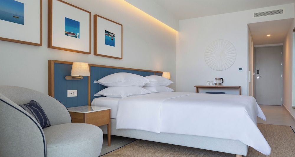 Standard Double or Twin Room, Balcony - Photo 3