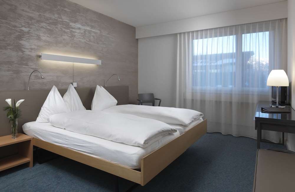 Basic Twin Room