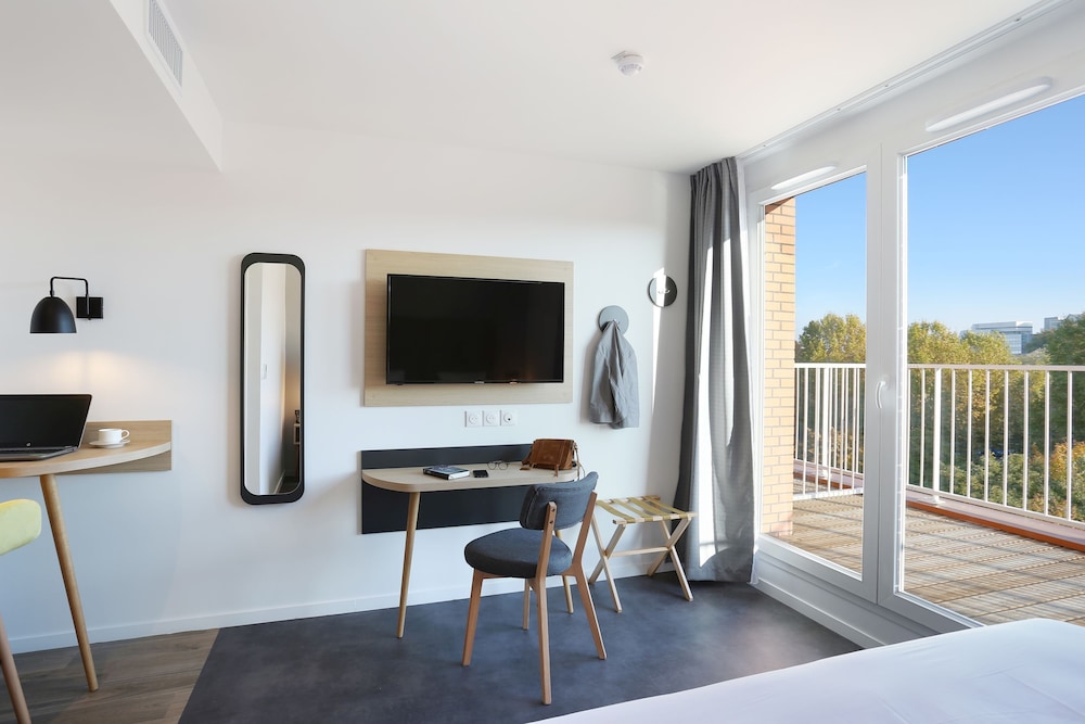 Studio, Balcony - Photo 15