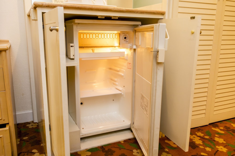 East Wing Superior Twin Room (Riverside) Non Smoking photo 3