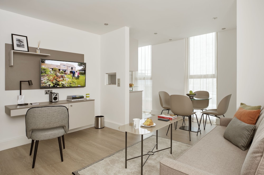 Suite, 2 Bedrooms photo 1
