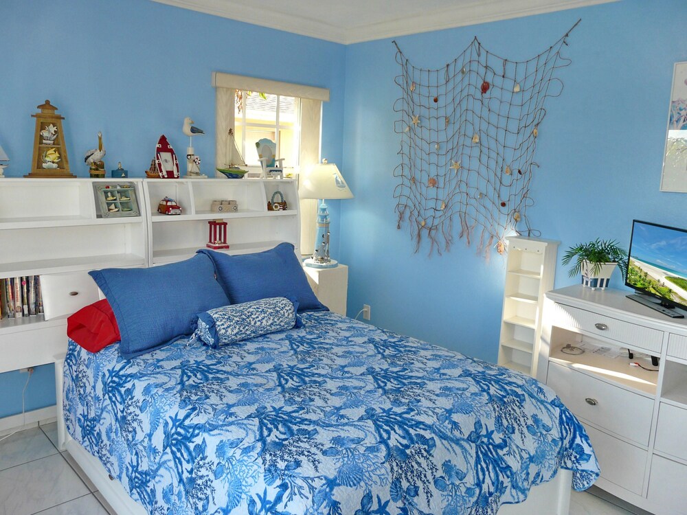 House, Multiple Beds (Pet-friendly home with pool and dock ) photo 1