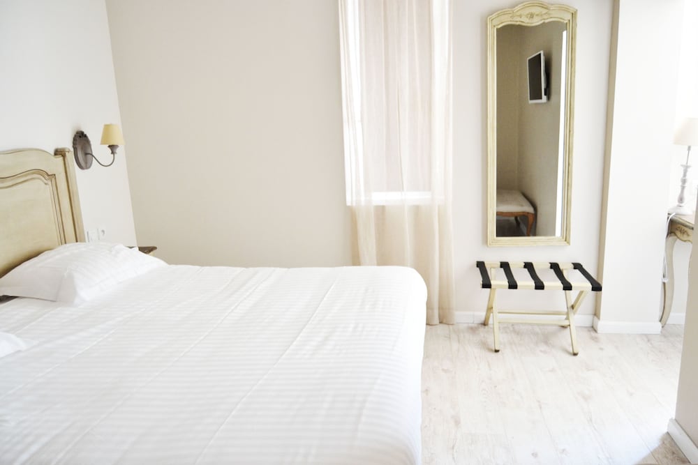Chambre Double Classique Chambre Double Classique