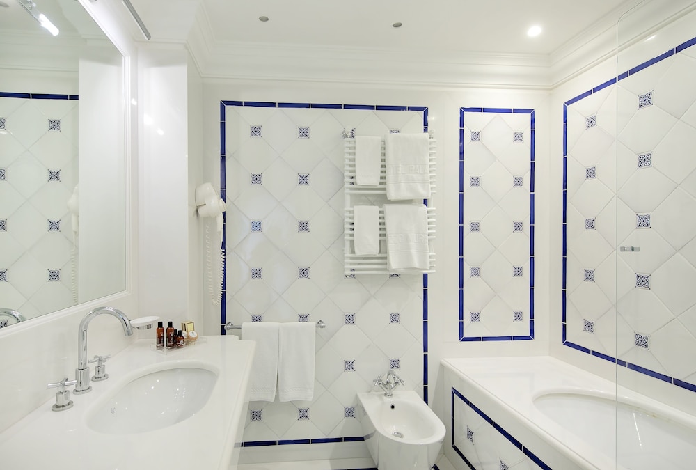 Classic Double or Twin Room, Terrace - Photo 6
