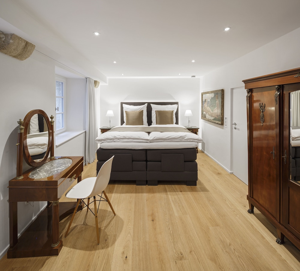 Luxury Apartment, 2 Bedrooms, Kitchen, City View photo 3