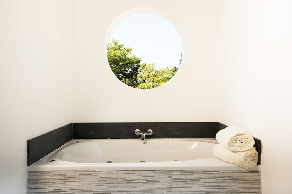 Adults Only Jr. Suite - Photo 1