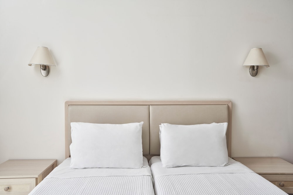 Family Room, Garden View