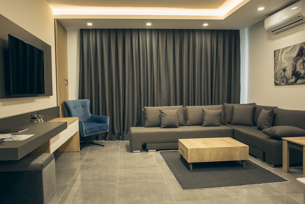 Deluxe Room, 1 Bedroom, City View photo 1