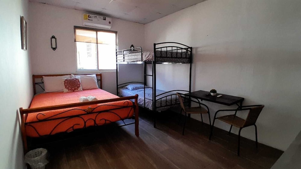 Comfort Apartment, Pool Access photo 2