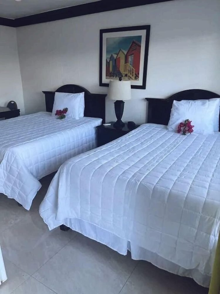 Standard Room, 2 Double Beds