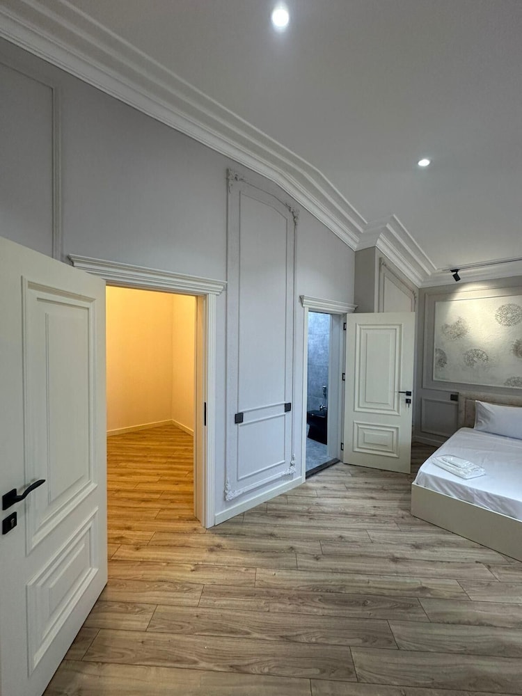 Comfort Room, Oceanfront