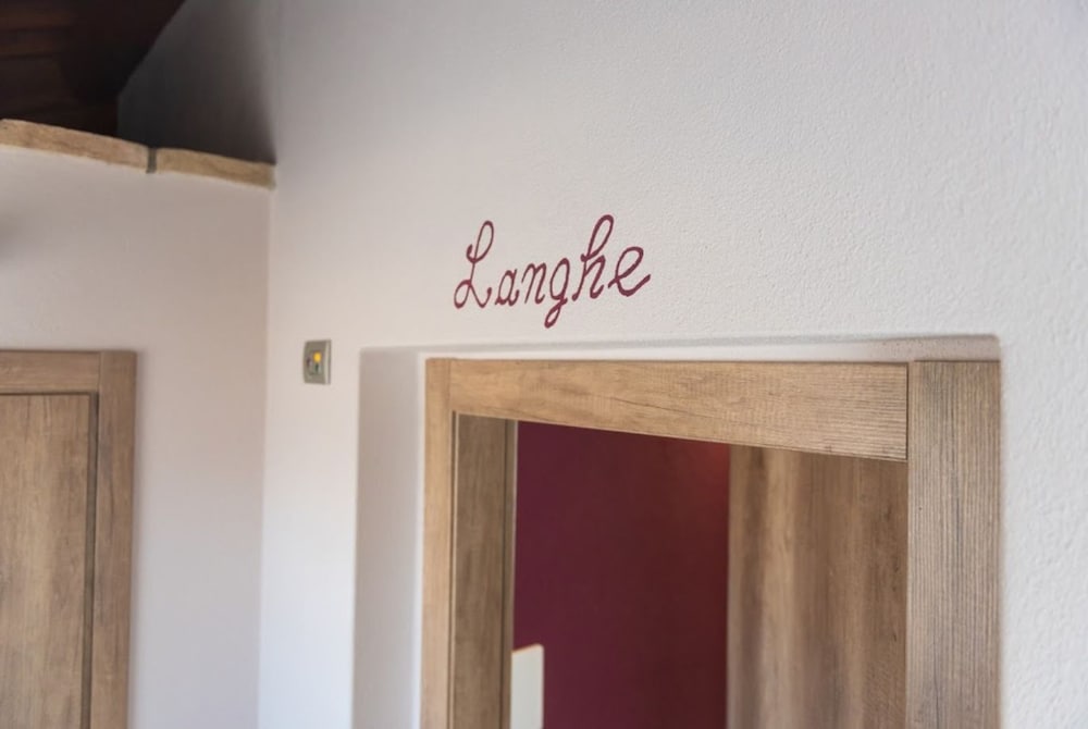 Deluxe Double or Twin Room, Mountain View (Langhe) photo 3