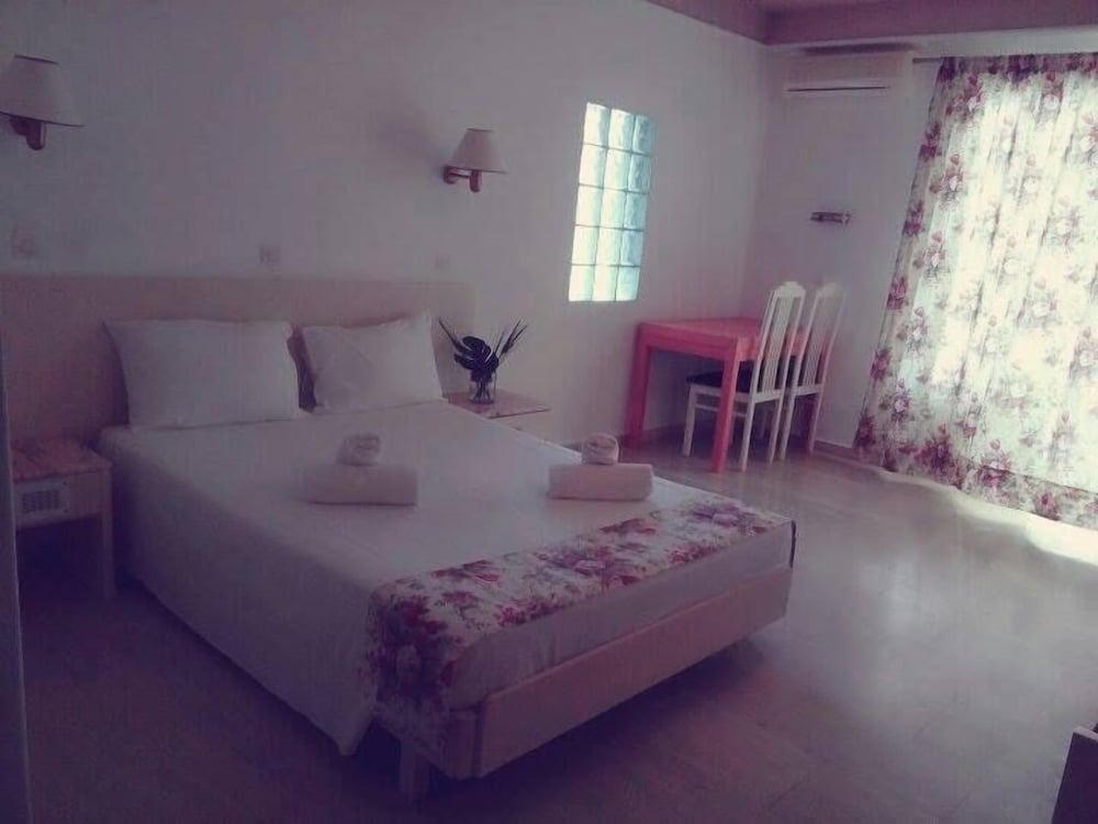Quadruple Room photo 2