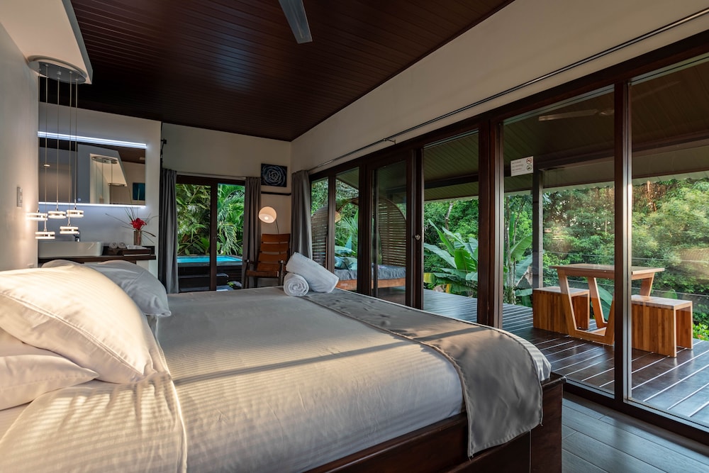 Honeymoon Villa, 1 King Bed, Private Pool, Ocean View