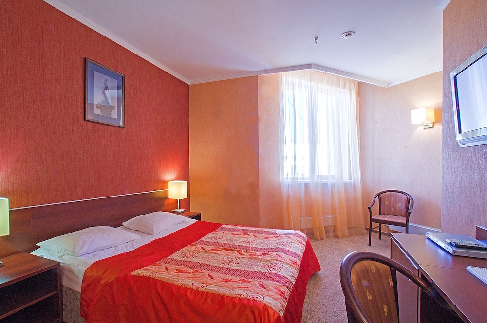 Standard Double or Twin Room photo 2
