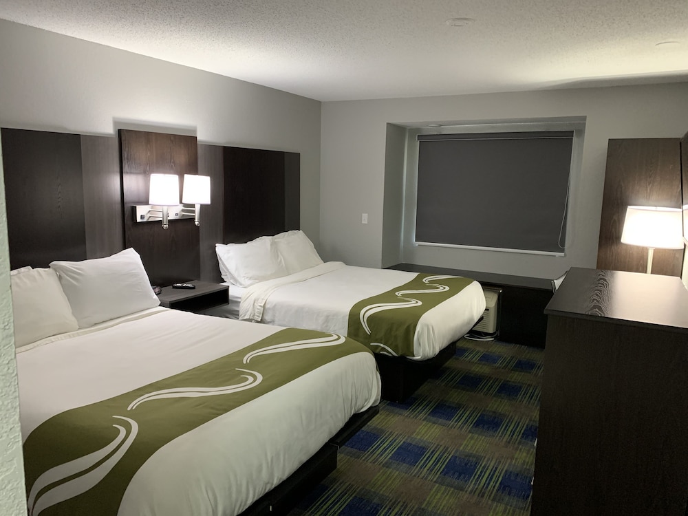 Standard Room, 2 Queen Beds, Non Smoking - Photo 12
