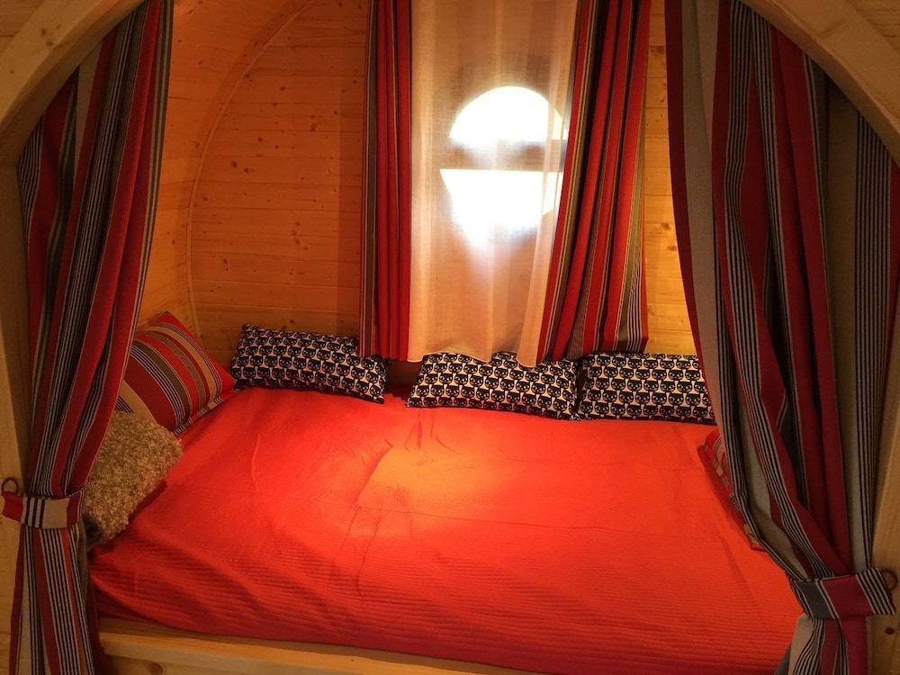 Room (Roulotte Chais Catherine) photo 1