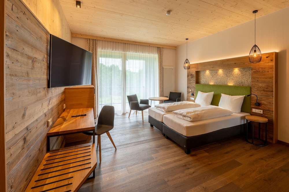 Senior Double Room photo 2